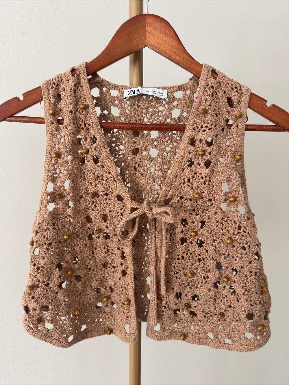 Zara Crochet Vest Women's Small Tan Wood Bead Open Front Boho Festival Layering
